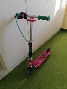 Dětská koloběžka v top stavu - 7