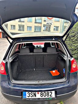 Golf 5 1.6 - 7