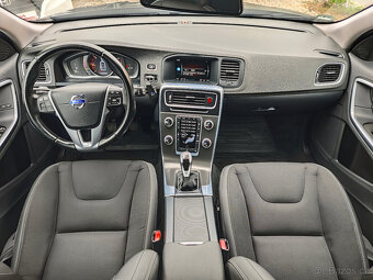 Volvo V60 2.0 D4 Momentum Xenon Webasto - 7