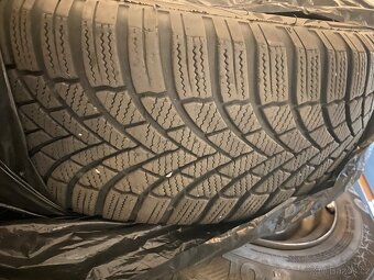 Plechové disky 16” 5x112 a zimní pneu 205/55/R16 - 7