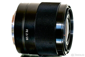 Sony FE 28mm F2 + UV Kenko TOP STAV - 7