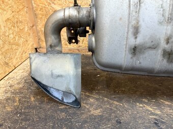 ZADNÍ DÍL VÝFUKU VW TOUAREG 7P 3.0 TDI - 7