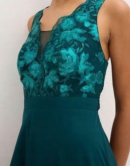 Elegantní dlouhé společenské šaty 46/48 - 7