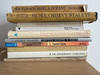 Knihy levně - 7