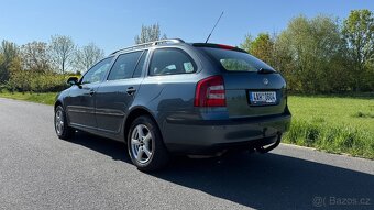 Škoda Octavia II 1.6 FSI 85kW - 7
