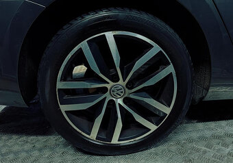 Vůz na náhradní díly VW Golf 7 FL kombi 2018 CZCA SEH LR7H - 7