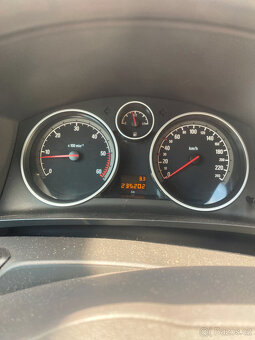 Opel Zafira 1,9 cdti, 110 kW - 7