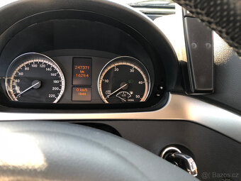 Mercedes Benz Viano 3.0 V6 automat ve velmi slušném stavu - 7