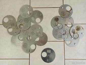 PRODÁM ZATEPLENÉ ÚLY 39x24 - 7