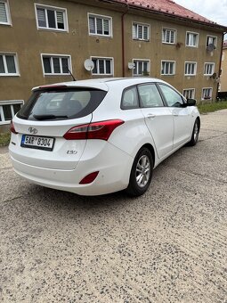 Hyundai i30 1.6 CRDi - 7
