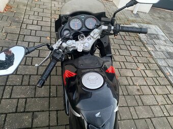 Honda CBR 125 - 7