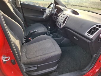 Hyundai i20 1.2 - 7