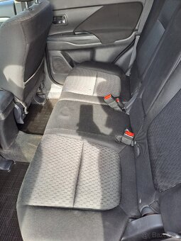 Mitsubishi Outlander 2.2 DI-D, 4X4, r.v. 2013 - 7