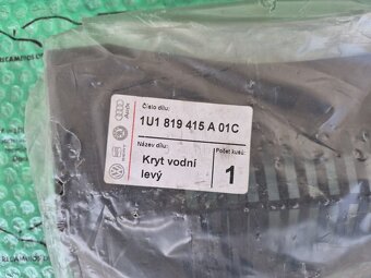 Škoda Octavia I plastový panel pod čelní okno - 7