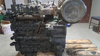 Motor Kubota V3307 T CR - 7