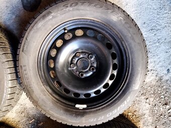 Zimní kola 6,5x16 et41 Superb, Passat 215/60/16 - 7
