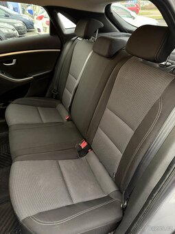 Hyundai i30, 1.4 benzín  2013 - 7