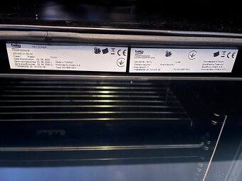 Sklokeramický sporák Beko - 7