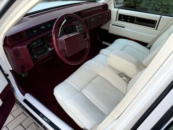 Na prodej: Cadillac DeVille Presidential (1991) - 7