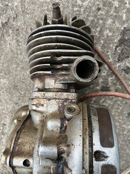 Sachs - 7