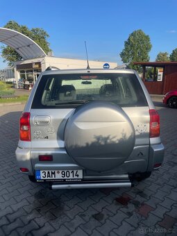 Toyota RAV4 2.0i 110kw 4x4 - 7