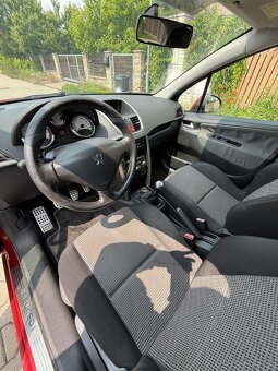 Peugeot 207 1.4i - 7