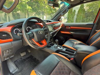 Toyota Hilux Double Cab - PLNÁ VÝBAVA - 7