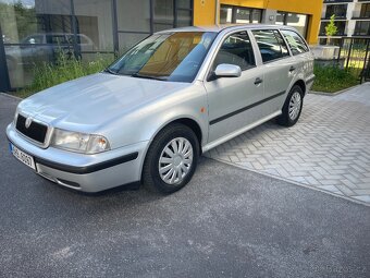 Škoda Octavia 1 2.0i 85kw r.v.2001 najezd 227xxxkm - 7