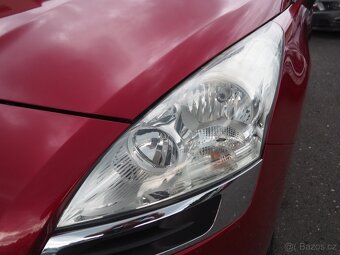2011 Peugeot 5008 1.6i 115kW 7míst - 7