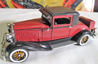 1:18 Rarita MG TC Midget od American Mint - 7
