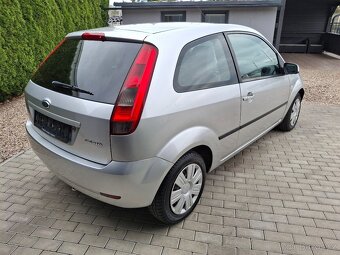 Ford Fiesta - 7