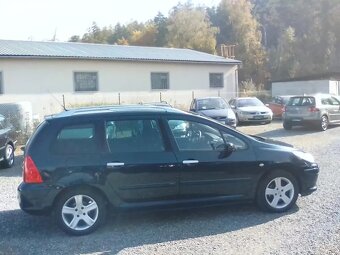 Peugeot 307, 2.0i 16V SW Platinum,7 míst - 7