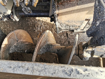 Prodám VOLVO ABG 6870 kolový finišer - 7