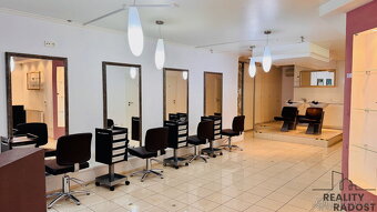 Prodej obchodního prostoru - 7