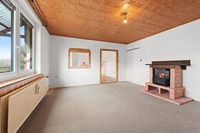 Prodej RD 5+KK (282m2) na pozemku o výměře 392m2 v obci Doln - 7