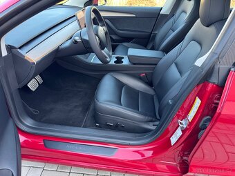 Tesla Model 3 Performance - 7