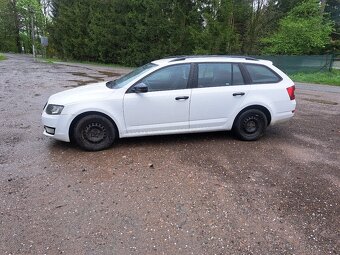 PRODÁM ŠKODA OCTAVIA 3 COMBI 1.6 TDI 77KW ,STK DO 4.2026 - 7