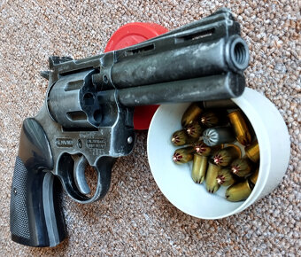Plynová pistole Magnum - 7