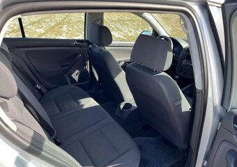 Volkswagen Golf V 2004 - 7