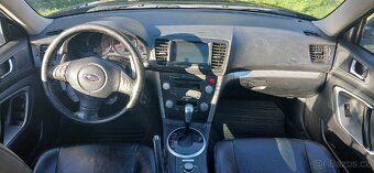 Subaru Legacy Outback - 7