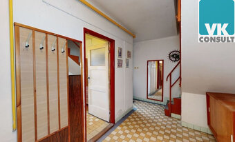 Prodej - rodinný dům se zahradou a 2 garážemi -... - 7