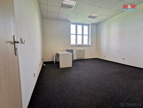 Pronájem kancelářského prostoru, 130 m², Třinec, ul. 1. máje - 7