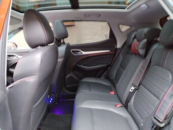 PRODÁM MG ZS 1,0 TGI TOP - 7