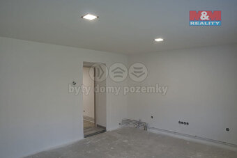 Prodej rodinného domu, 675 m², Trojanovice - 7
