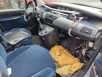 Fiat ulysse 2.2 JTD 94kw / tažné / 7 míst - 7