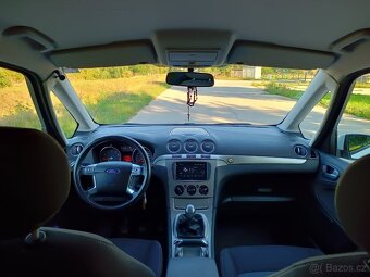 Ford Galaxy 7 miestny - 7