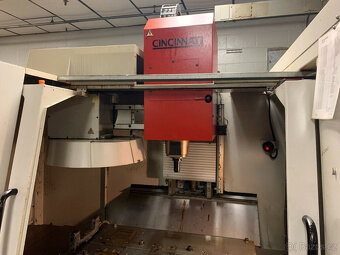 Vertikální obráběcí centrum Cincinnati Arrow 1000 ERM CNC - 7