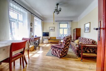 Rodinný dům 5+1 u zámecké zahrady, obec Dobřenice. - 7