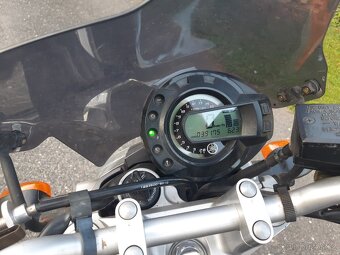 Yamaha FZ6 N 2006 - 7