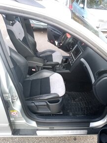 Škoda Octavia II VRS, 2.0 , 125 kW - 7
